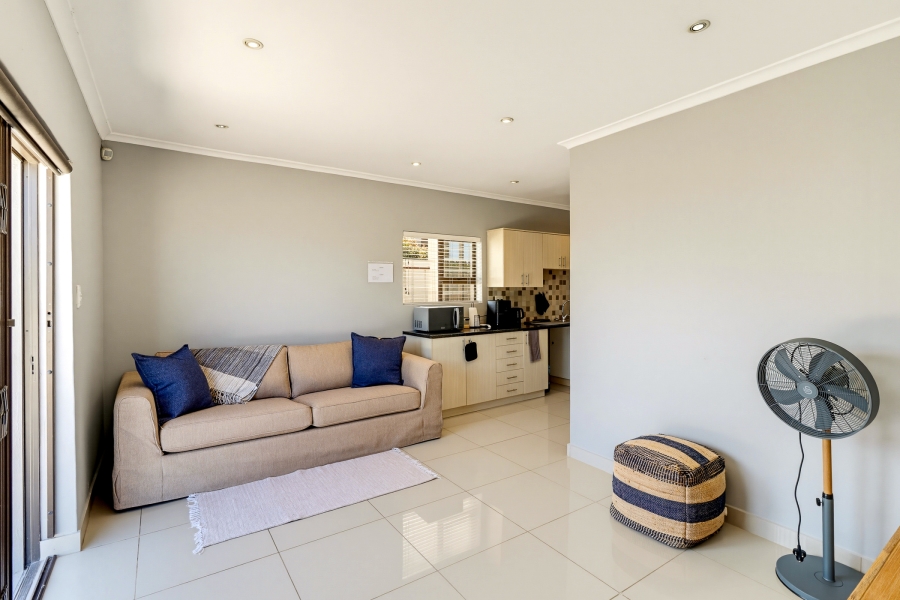 4 Bedroom Property for Sale in Pearl Marina Western Cape